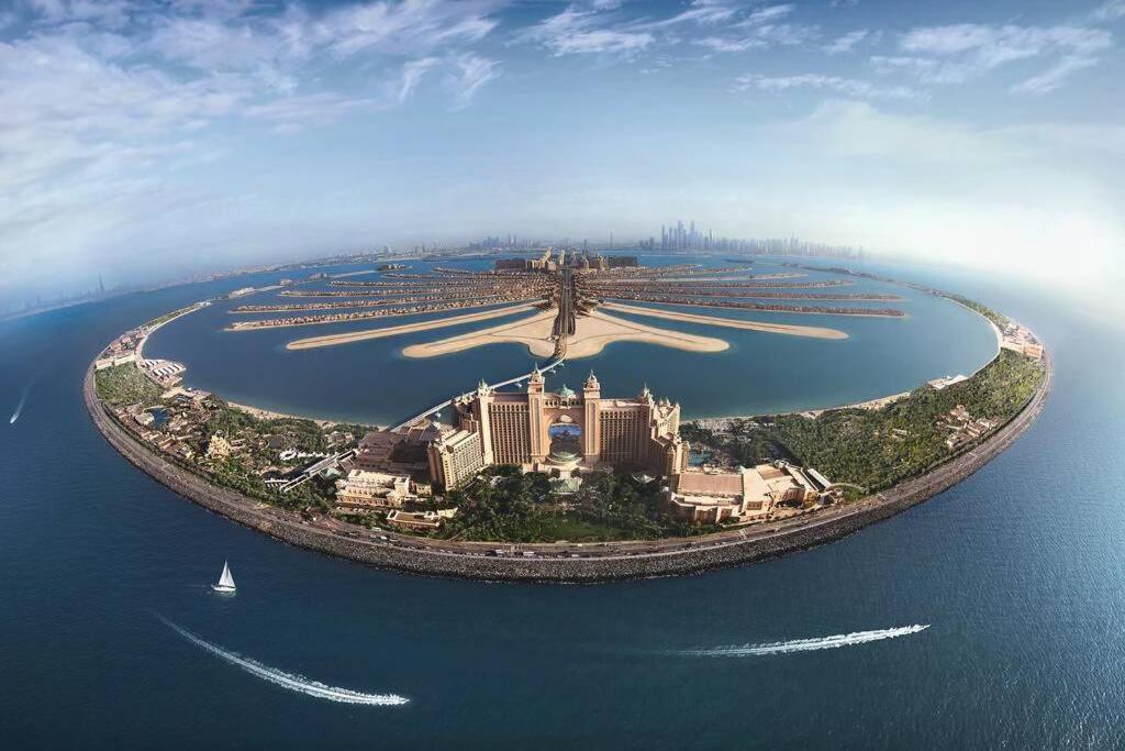 Fantastical Palm & Arabian Sea View Dubai Marina Apartment Exterior photo