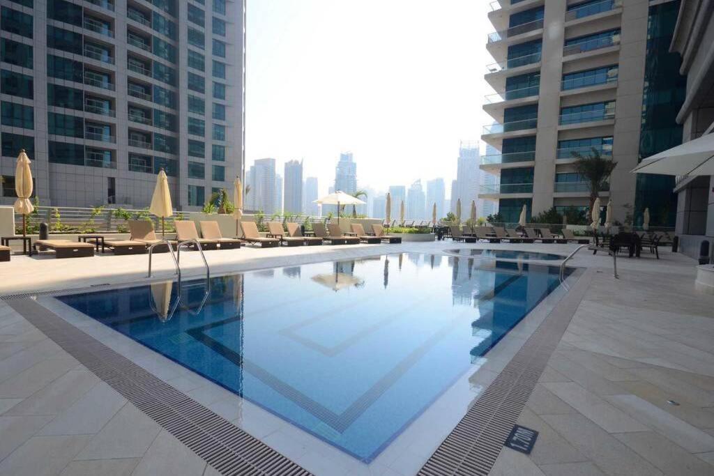 Fantastical Palm & Arabian Sea View Dubai Marina Apartment Exterior photo